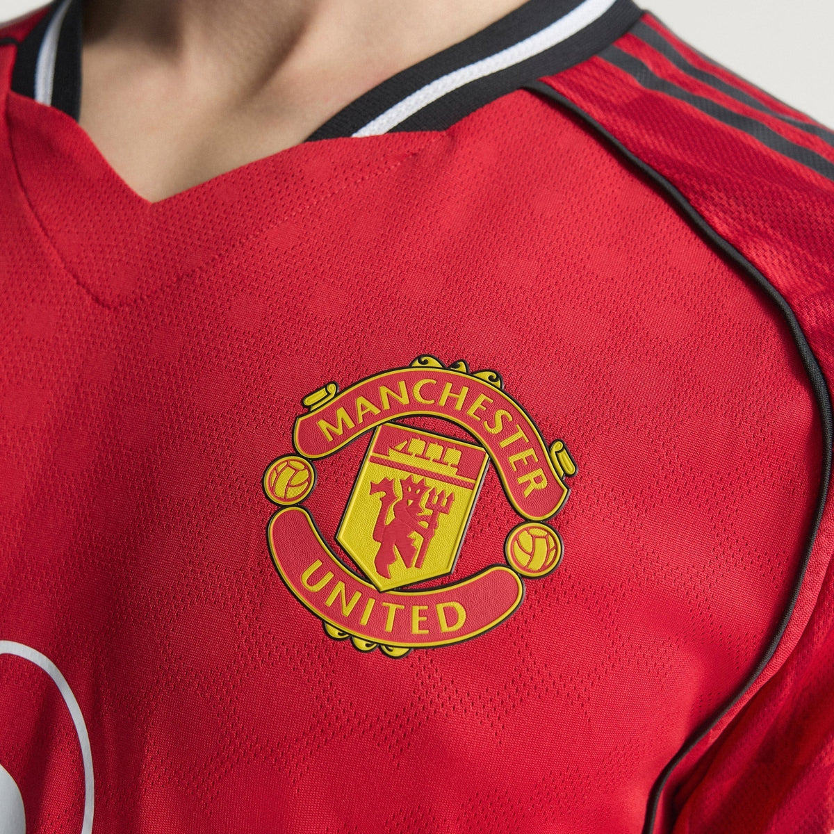 adidas Dorgu Men's Manchester United Authentic Home Jersey 25/26 w/ NRFR + EPL Patch (Red)