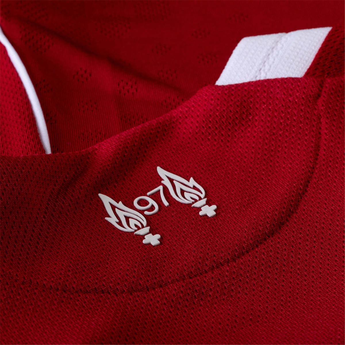 adidas Men's Liverpool FC Authentic Wirtz Home Jersey 25/26 w/ EPL + NRFR Patches (Strawberry Red)